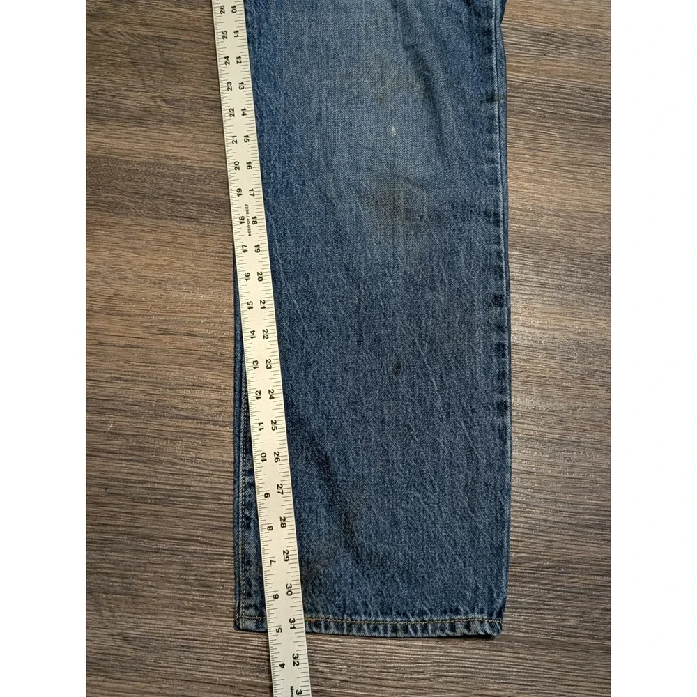 Levis please note